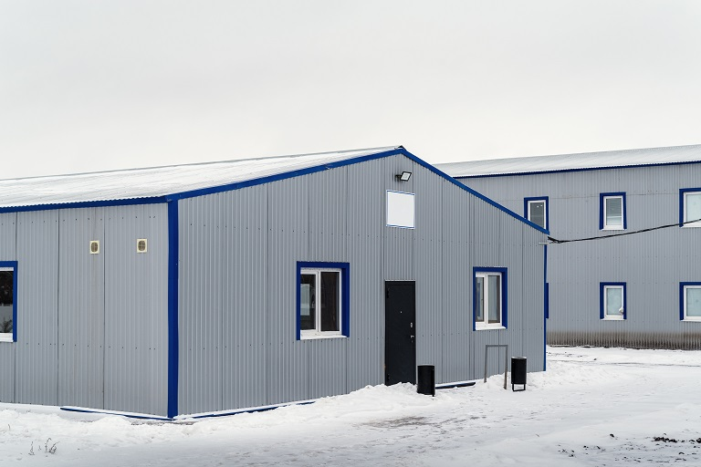 Top 10 Benefits of Custom Metal Structures for Your Property